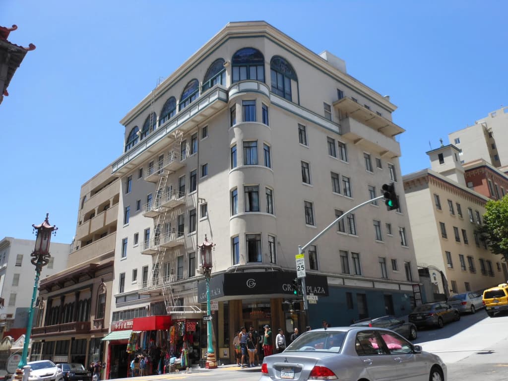 Grant Plaza Hotel - main photo