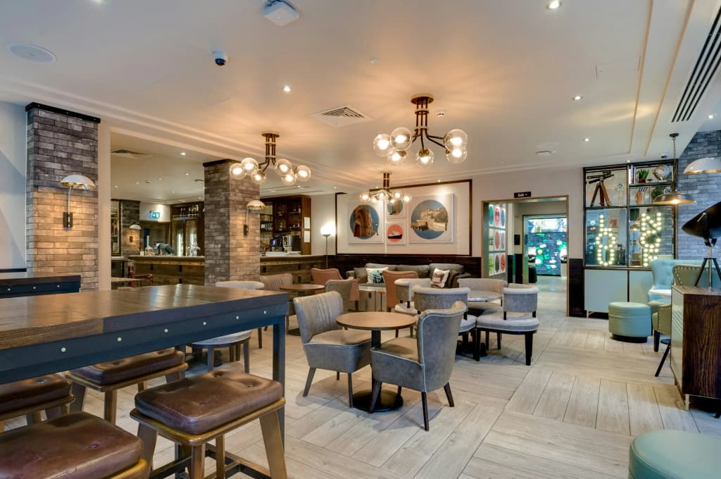 hub by Premier Inn Edinburgh Cc Rose Street - photo 10