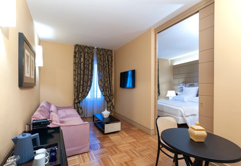 Hotel Number Nine - photo 14