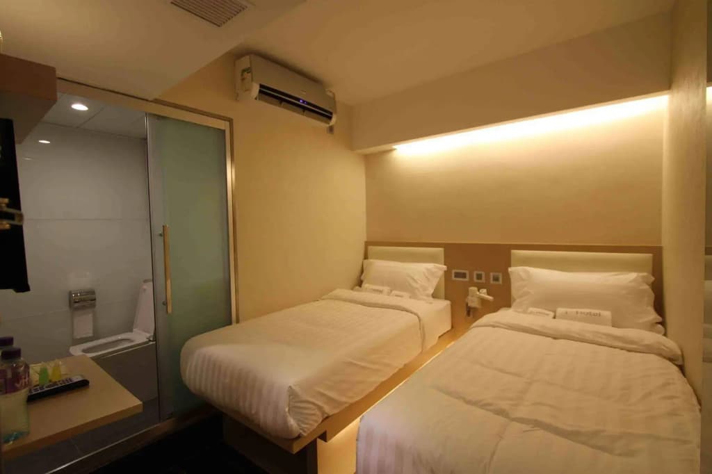 i-Hotel Limited - photo 3