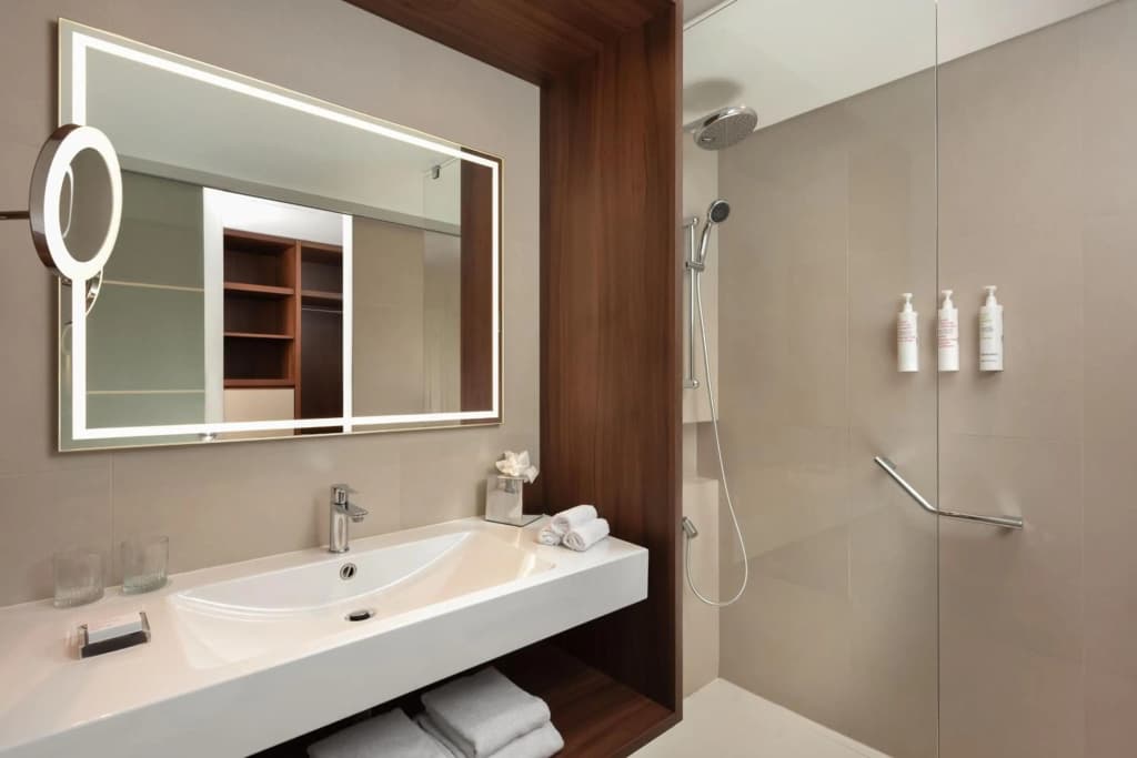 Lisbon Marriott Hotel - photo 9