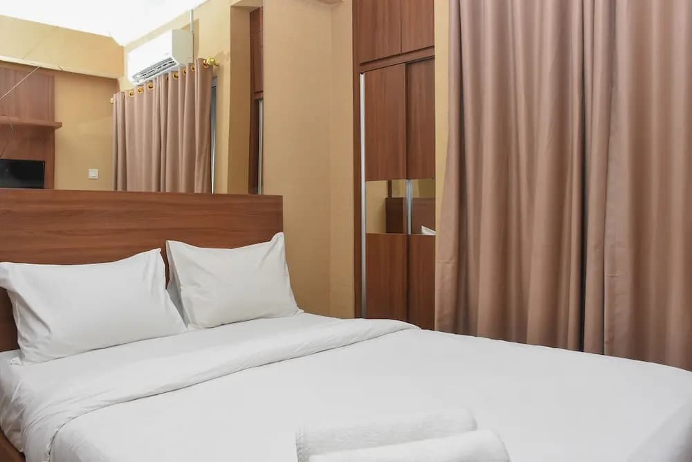 Good Choice Studio at Green Pramuka Apartment near Shopping Center - photo 11