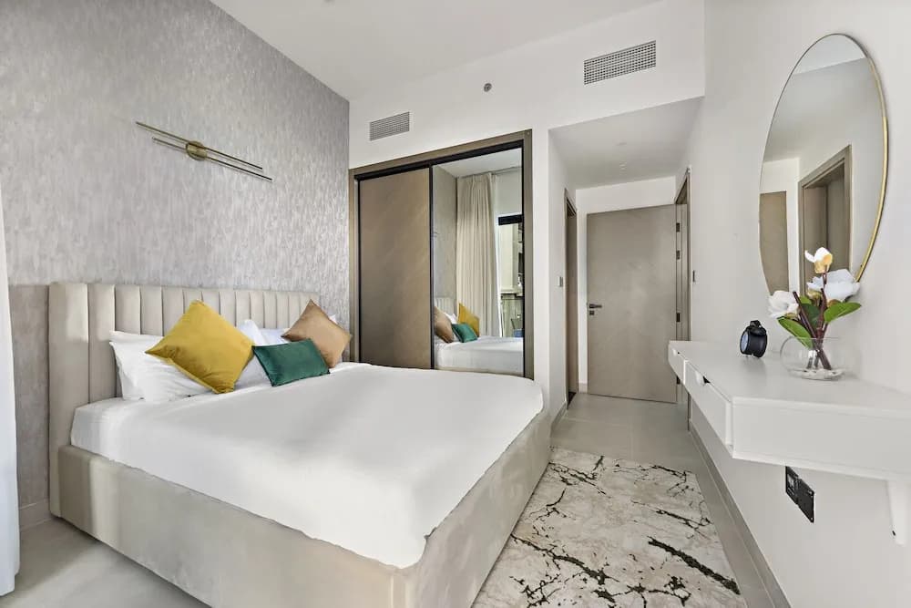 WelHome - Contemporary 1BR in Binghatti Canal & Burj Views - photo 1