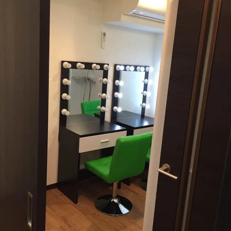 Full Cabin Hostel - photo 5
