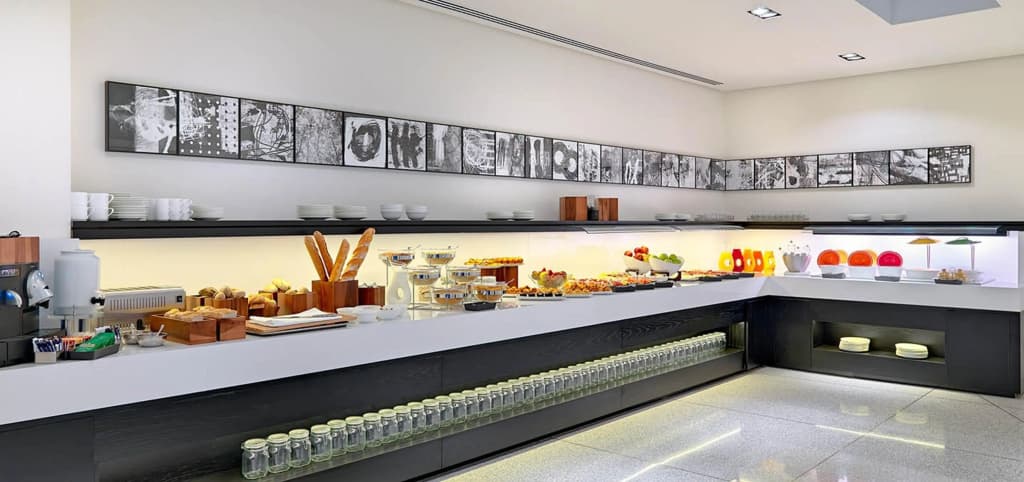 H10 Art Gallery - photo 14