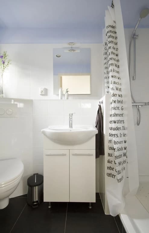 Studio On Beautiful Houseboat - photo 8