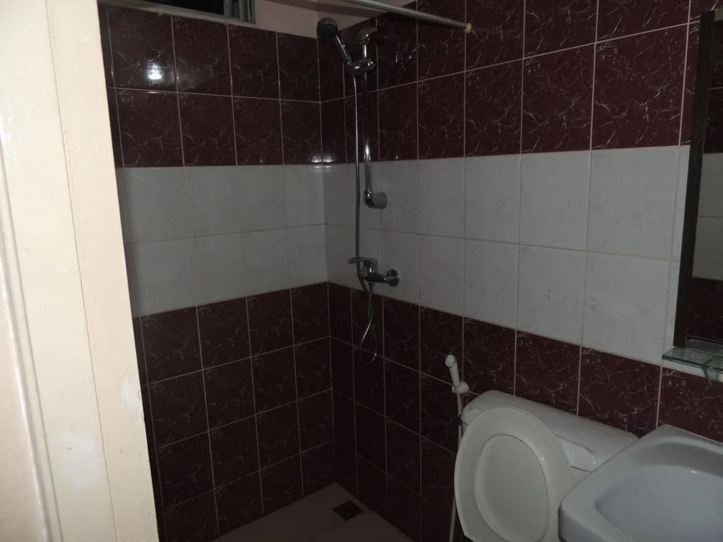 Off Day Inn Hotel - photo 16