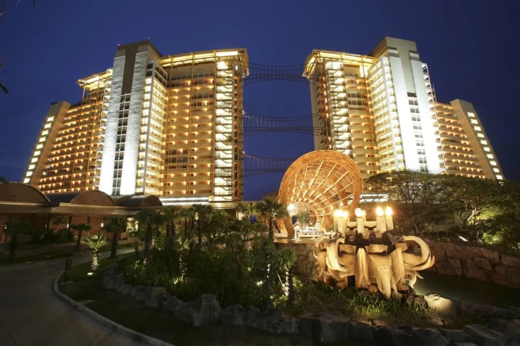 Centara Grand Mirage Beach Resort Pattaya - photo 1