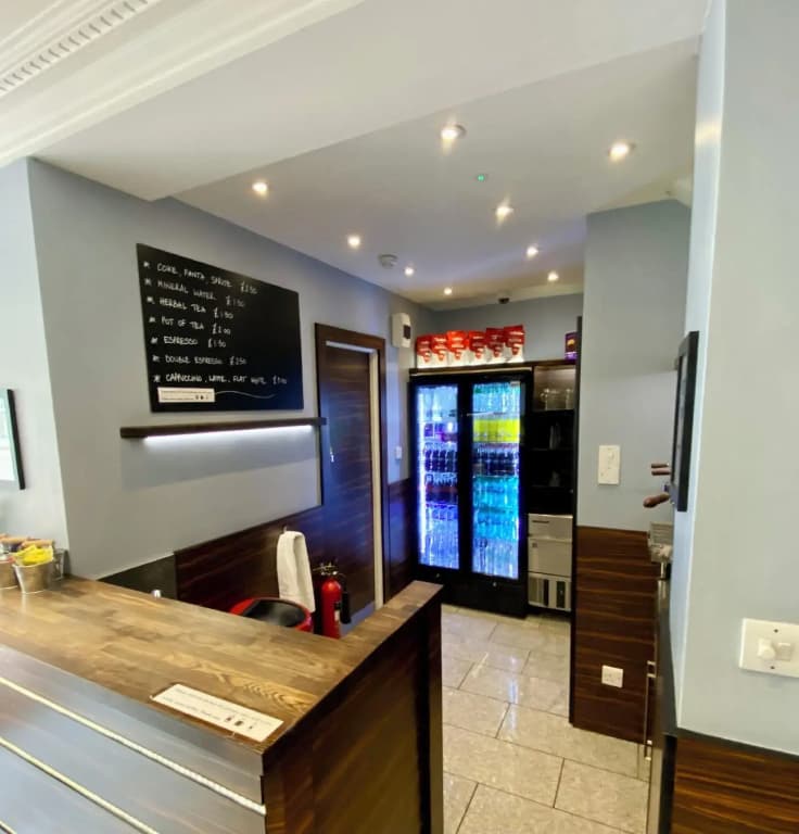 Crestfield Hotel - photo 15