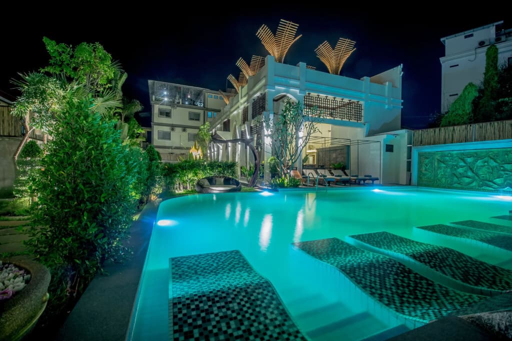 The Night Hotel - photo 17