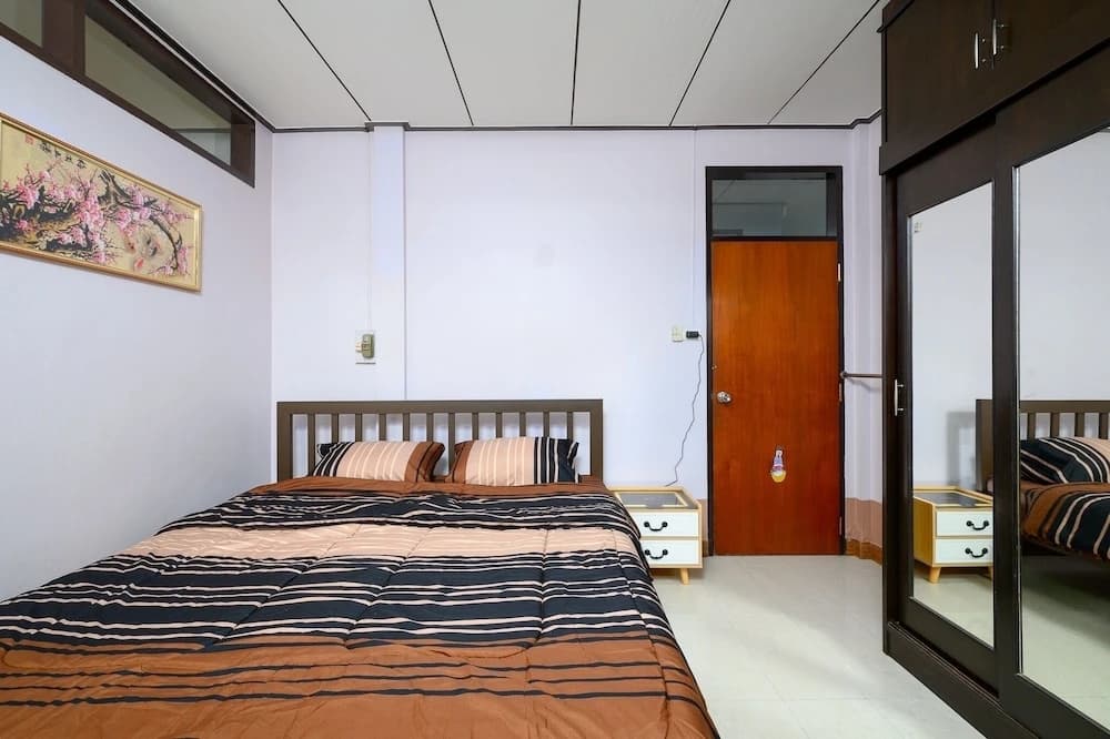 Lotus House Phuket - photo 6