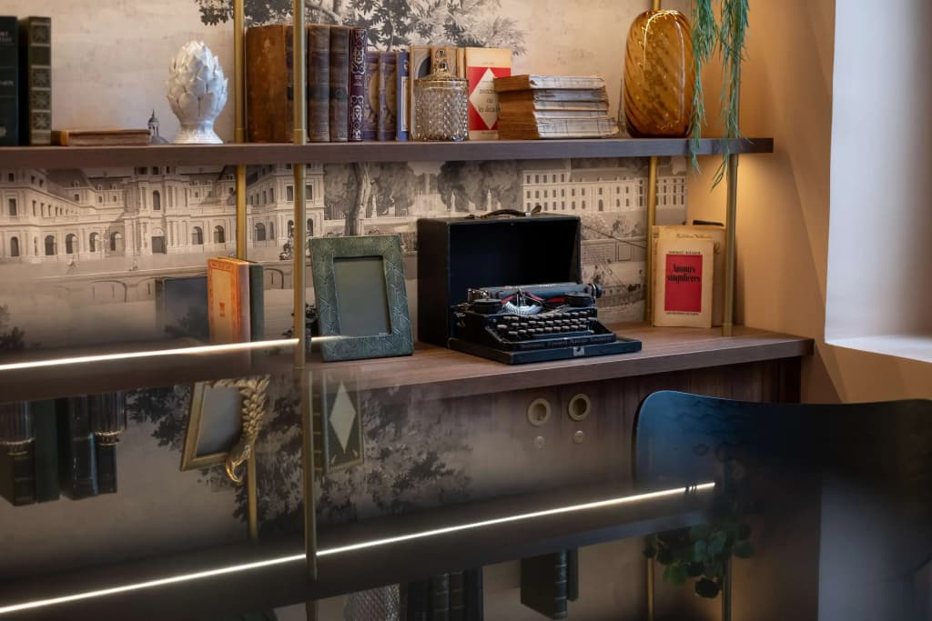 Hôtel Kyriad Paris 10 — Canal Saint Martin-République - photo 21