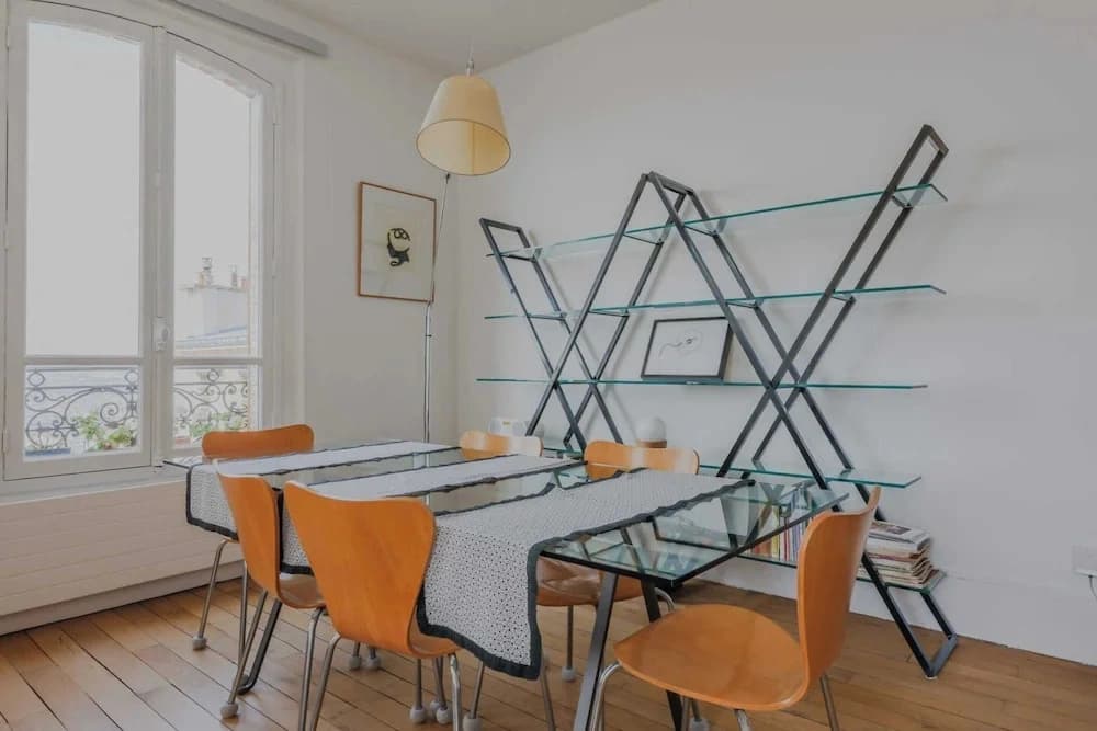 Magnificent Apartment- 2br/4p- Near Sacre-coeur - photo 16