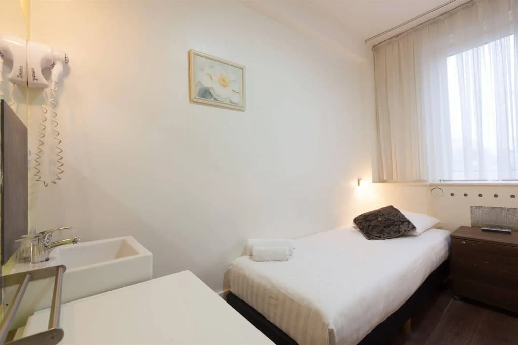 Townhouse Hotel - photo 19