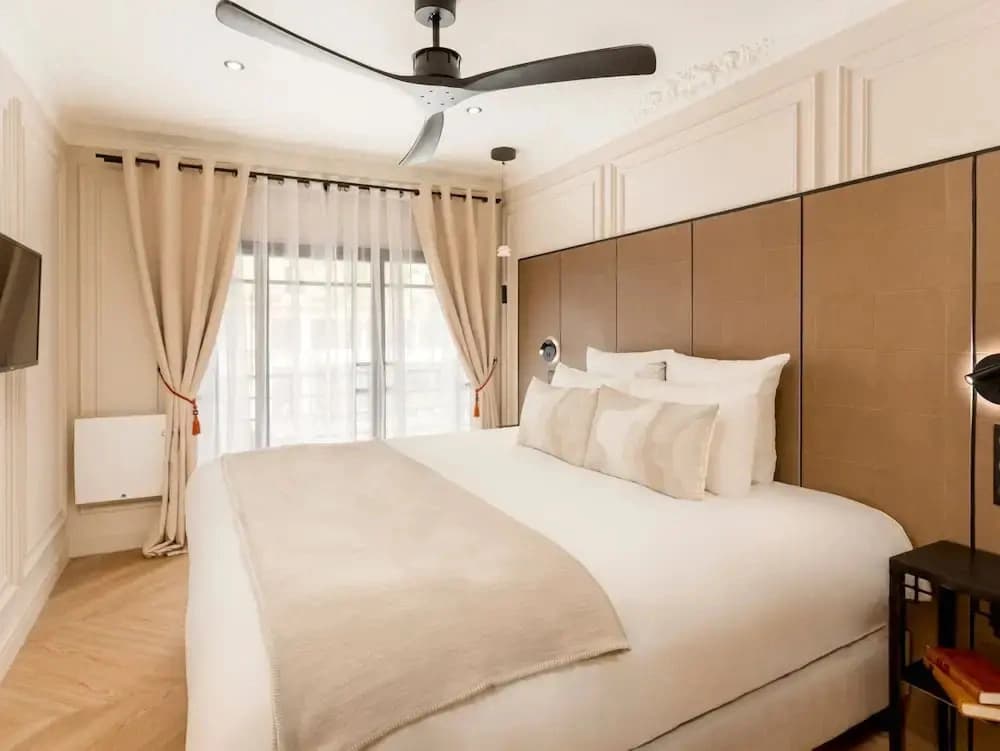 Merveil Luxury Suite - Bvd Saint Denis - photo 6