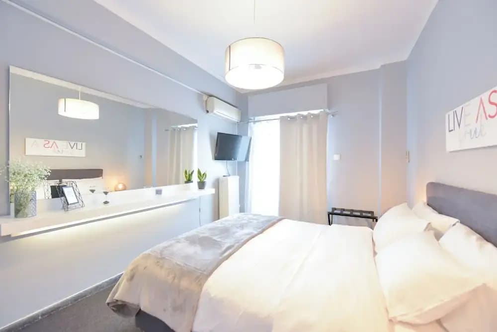 Live As A Greek in Morpheus apartment - photo 1