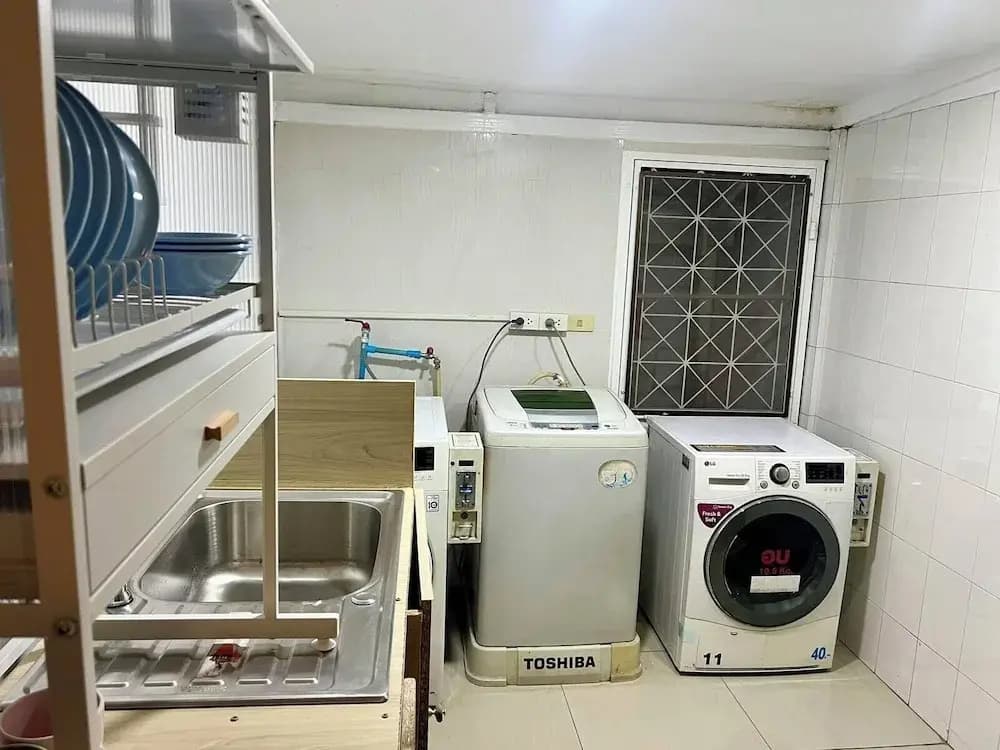 Comfy Crib Hostel 2 - photo 19
