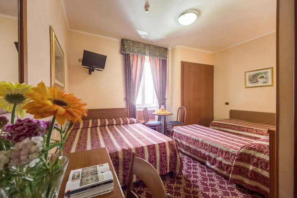 Buonarroti Home Guest House - photo 3