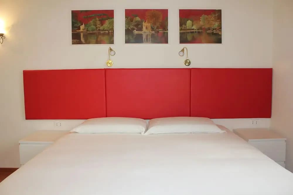 Superior Relais Temple View - photo 3