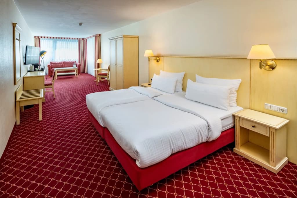 Hotel Chateau Kurfürstendamm - photo 42