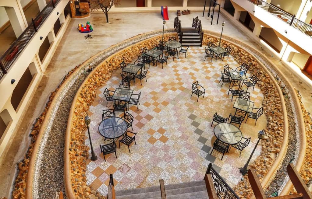 Johny International Hotel - photo 8