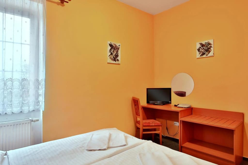 Hotel Attic - photo 21