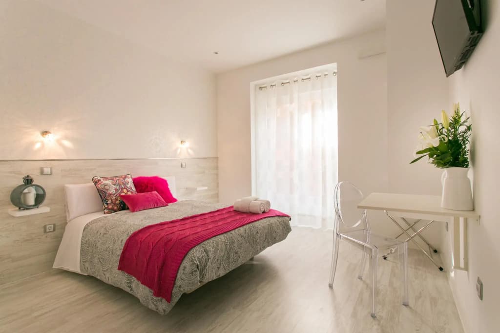 Hostal Met Madrid - photo 3