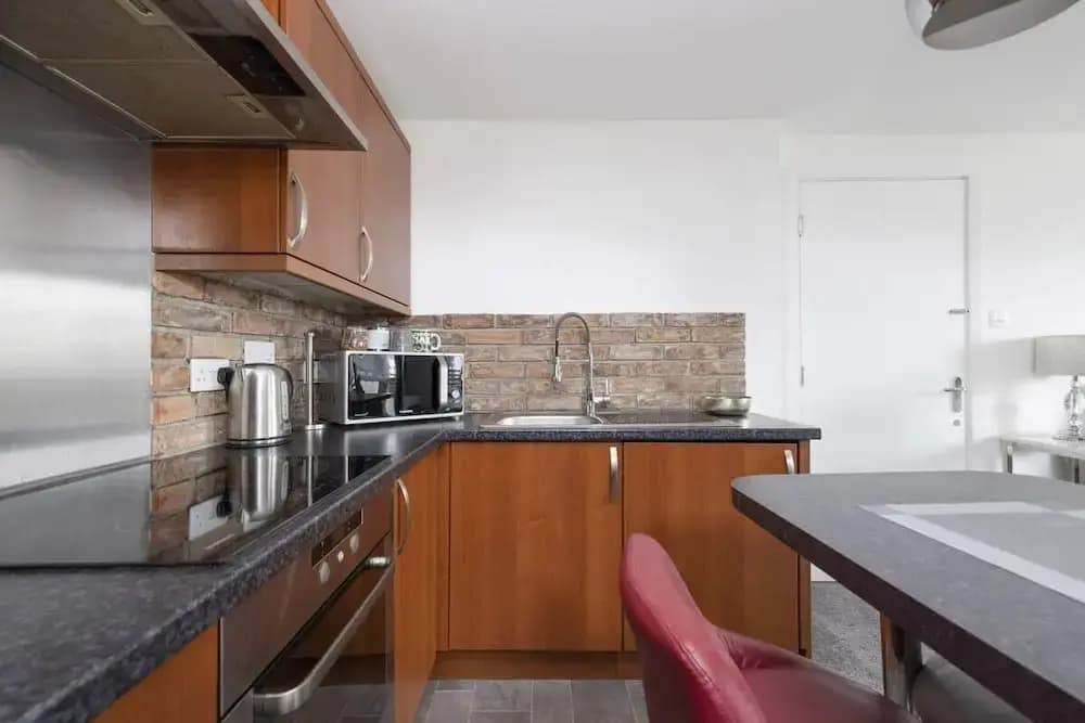 Elegant Flat with Balcony - photo 15