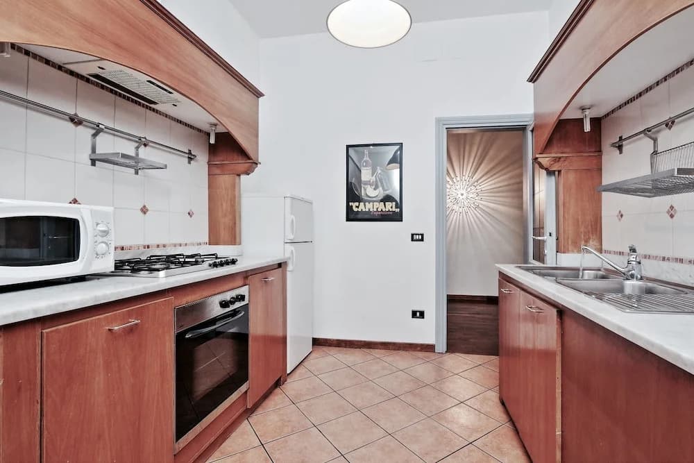 Spanish Steps Apartments - photo 13