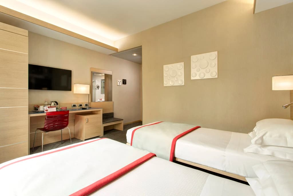 iQ Hotel Roma - photo 8