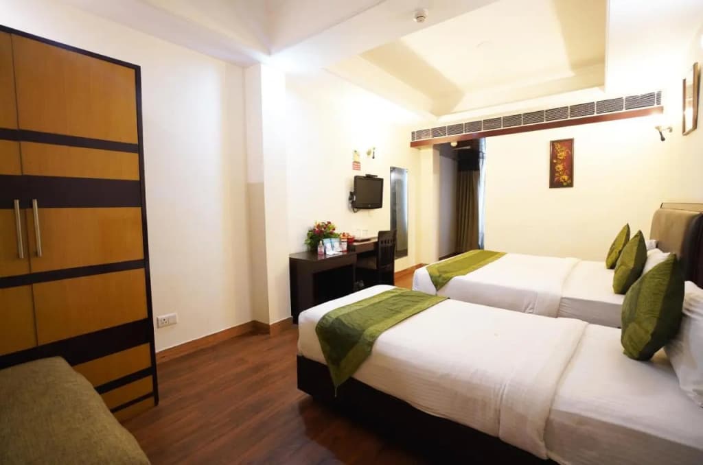 Airport Hotel Grand Delhi - photo 34