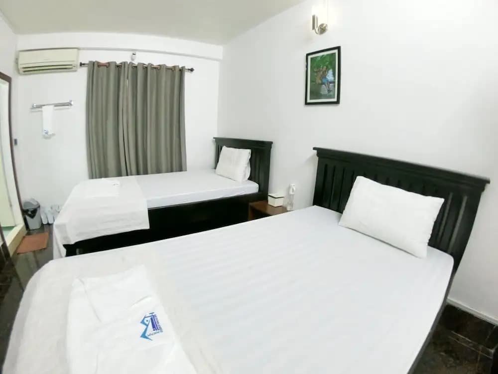 Sarah Guest House - photo 17