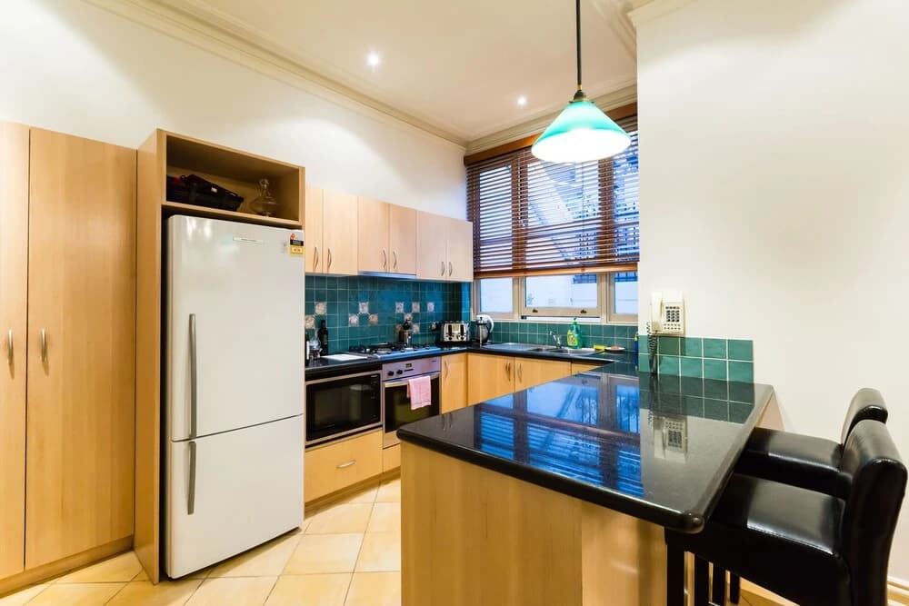 HANNA, 3BDR Melbourne Apartment - photo 16
