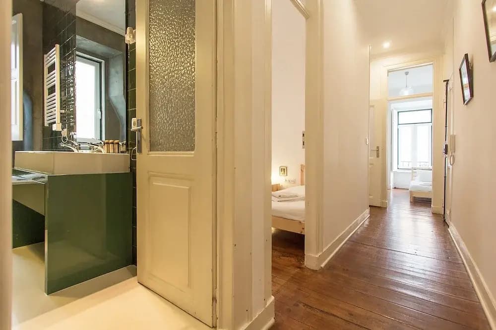 Spacious Tailor Made Bairro Alto - photo 17