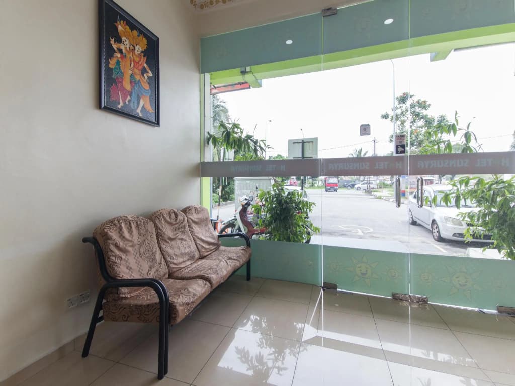 Hotel Sunsurya - photo 14