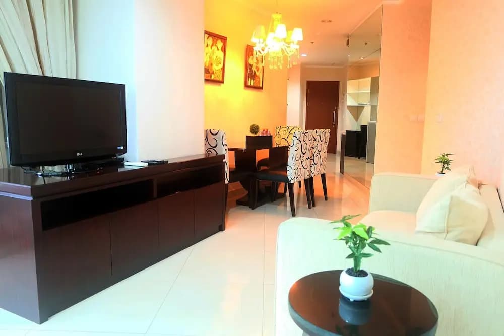 2 BR Central Location Sahid Sudirman Residence By Travelio - photo 12