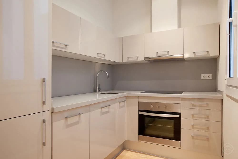 Modern Center Apartments - photo 12