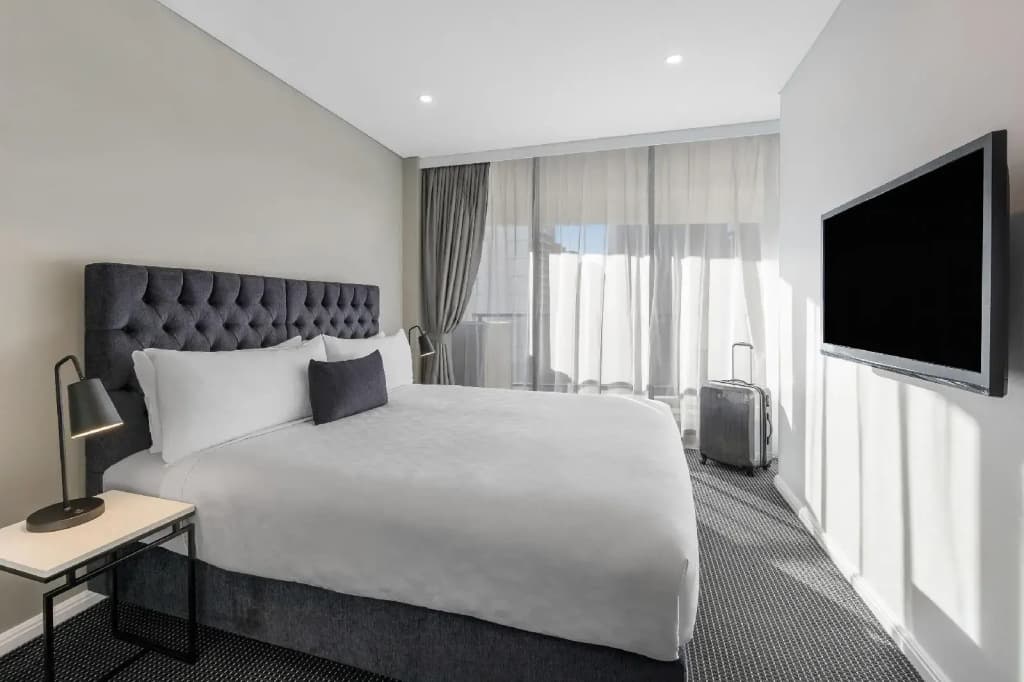 Meriton Suites Kent Street, Sydney - photo 33