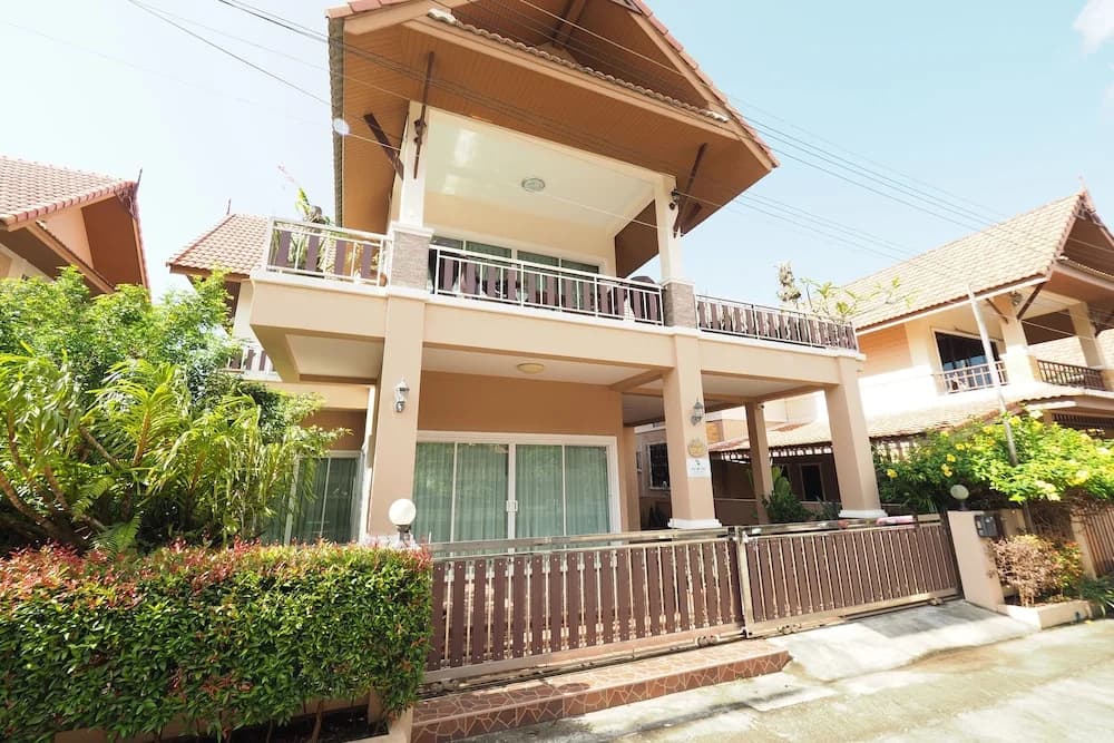 Lana Pool Villa - main photo