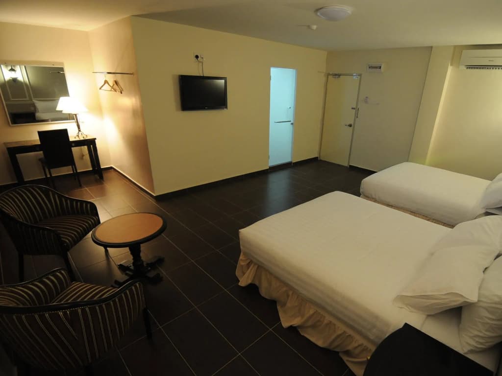 Luscious Hotel - photo 3