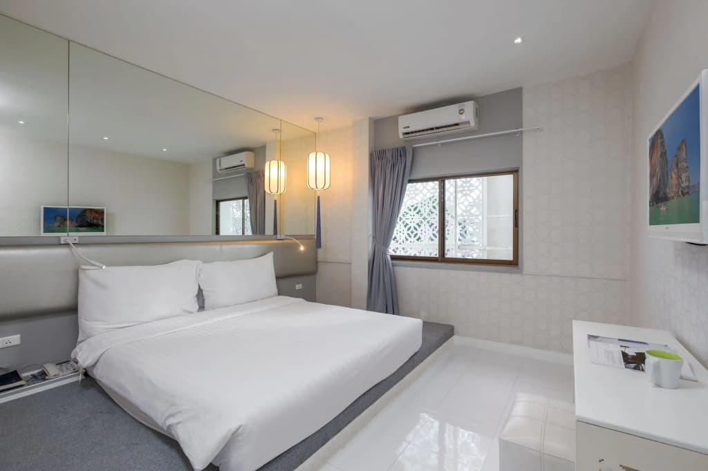 Sino Imperial Design Hotel - photo 3