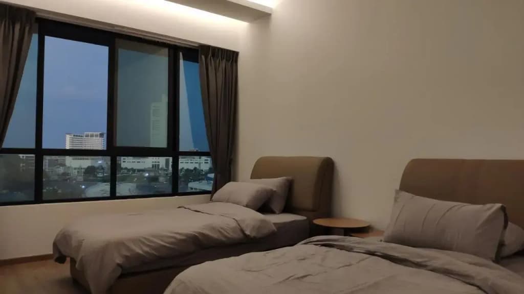 Waterfront (E) 3BR+3Bath+8 Persons+ Wifi+Parking - photo 1
