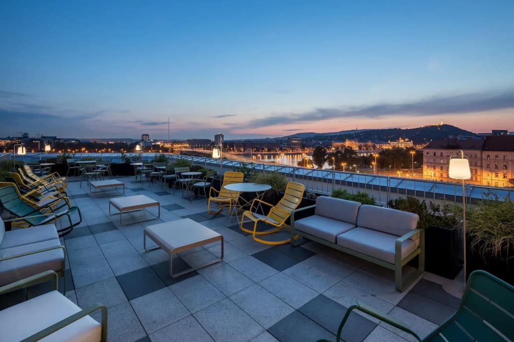 B&B Hotel Budapest City - photo 21