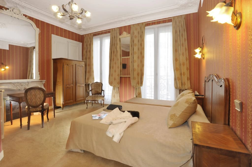 Hotel La Canopee - photo 3