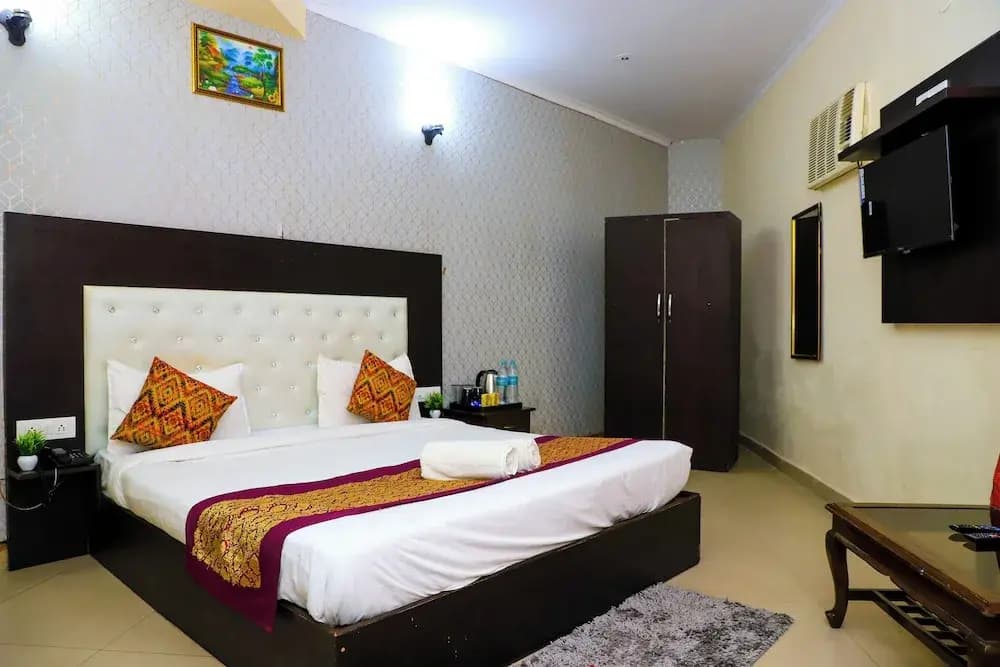 Hotel Global Inn by Quality Inn - photo 3