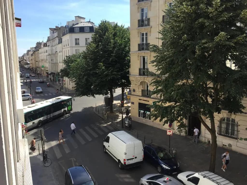 The BEST DEAL in the MARAIS - 1Bedroom Apt - 45m2 - photo 9
