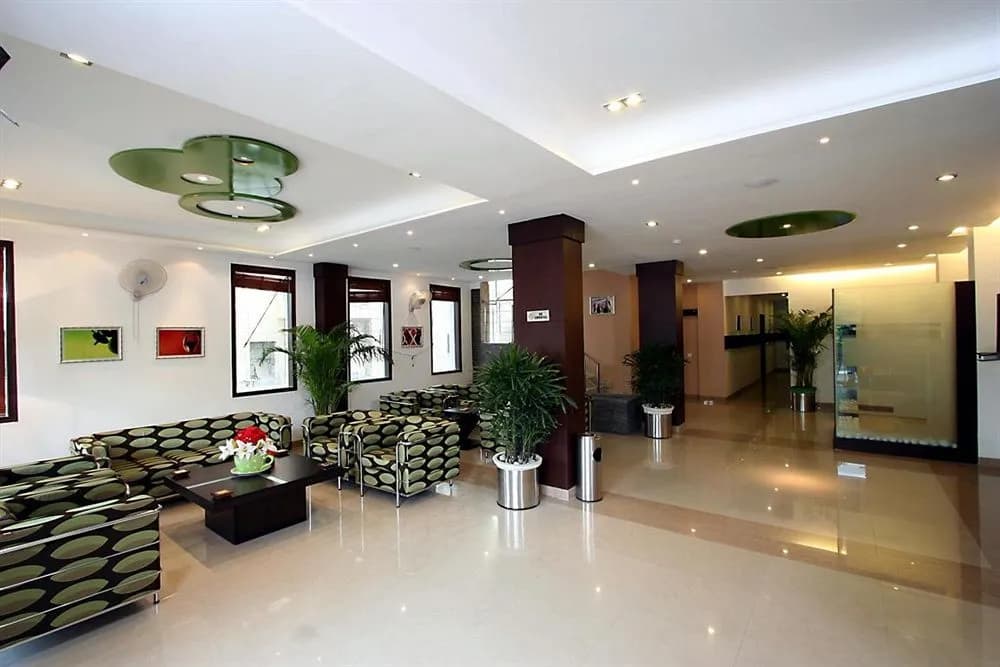 OYO Townhouse 008 Greater Kailash - photo 2