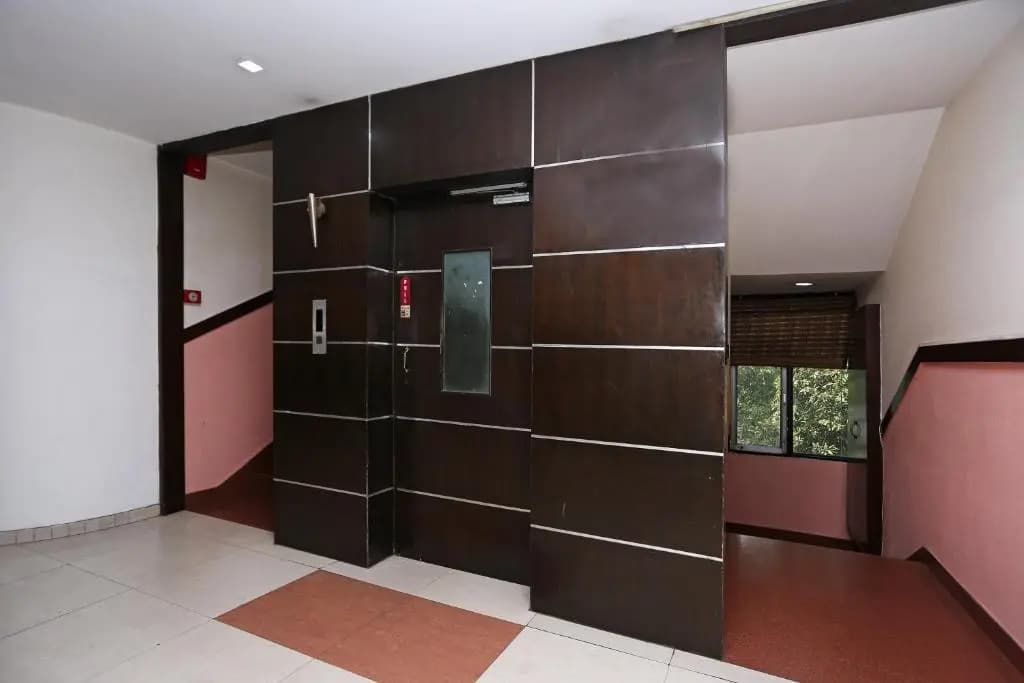 OYO 1824 Hotel Grand Peepal - photo 12