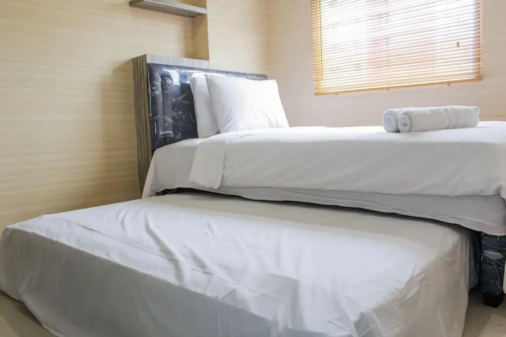 Minimalist 2BR at Green Pramuka Apartment near Shopping Mall - photo 4