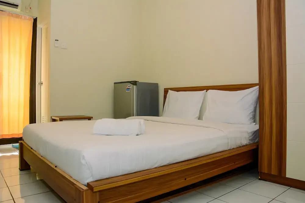 Compact Studio Room Kebagusan City Apartment - photo 3